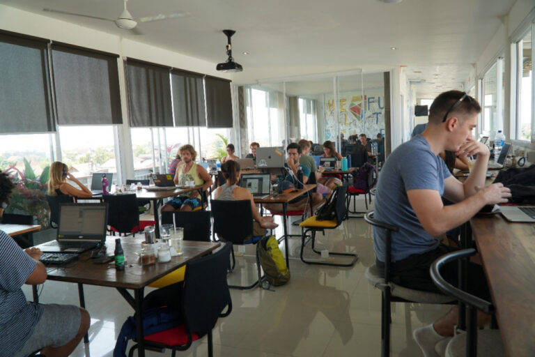 Best Eco-Retreats for Digital Nomads: Sustainable Remote Work Destinations in 2025