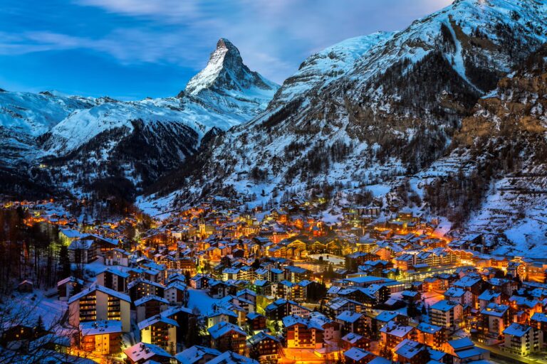 Luxury Ski Resorts in Switzerland: Ultimate Alpine Experiences in 2025