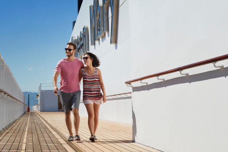Best Luxury Cruises for Couples: Ultimate Romantic Escapes on the Open Sea